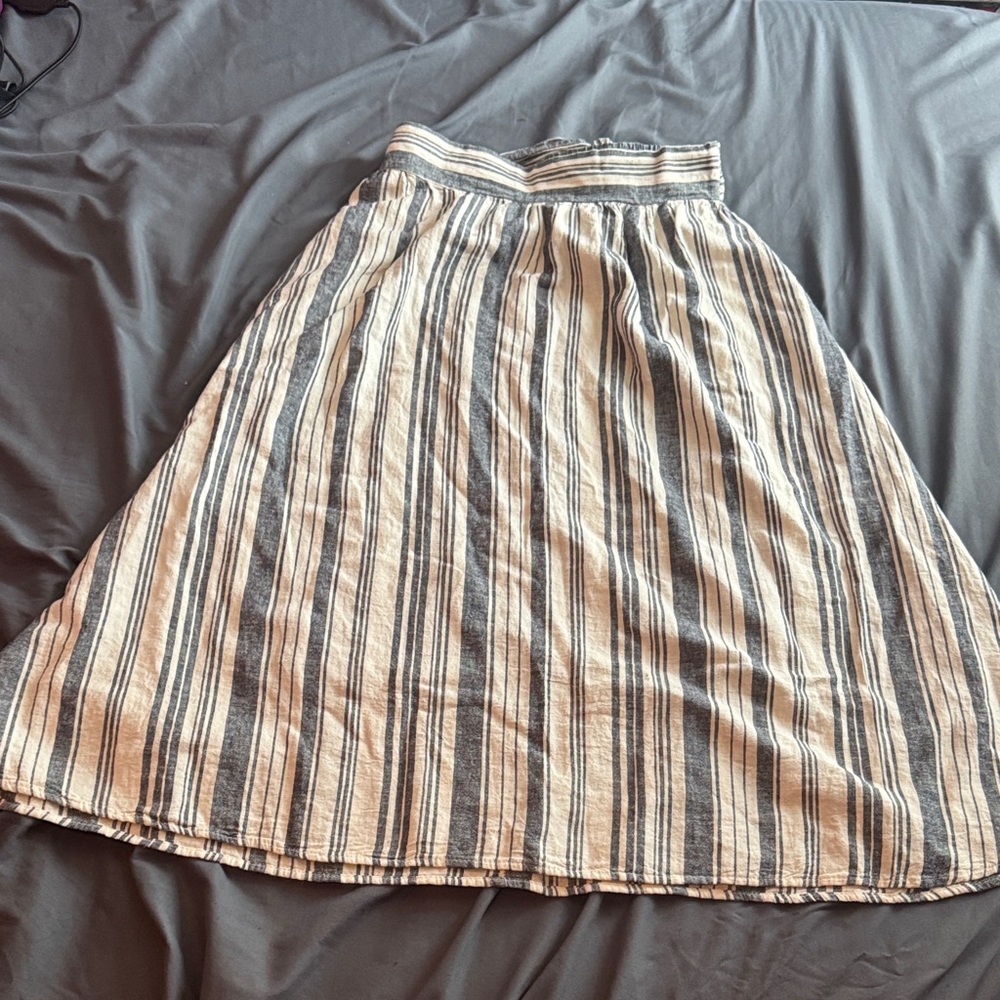 Time and Tru A-Line Skirt in Gray and Cream Stripes